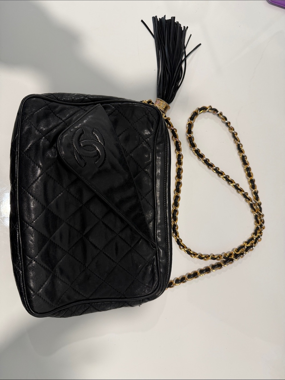 Chanel Black Quilted Crossbody Bag with Tassel vintage 1986-1988